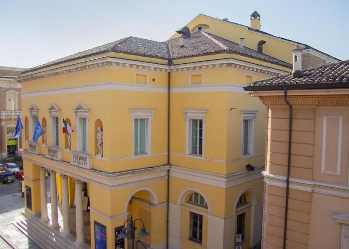 ベッド・アンド・ブレックファスト La Maison Du Theatre 4*