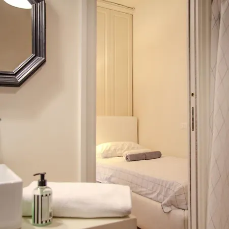 La Maison Du Théâtre 4* Rávena