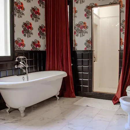 La Maison Du Théâtre Bed and breakfast