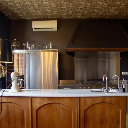 Bed and breakfast La Maison Du Théâtre Rávena