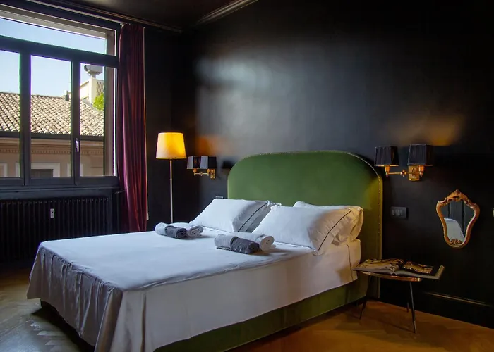 Bed & Breakfast La Maison Du Theatre Ravenna